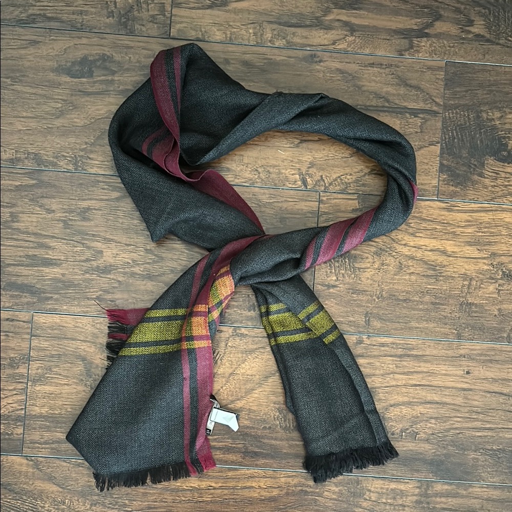 Banana Republic scarf